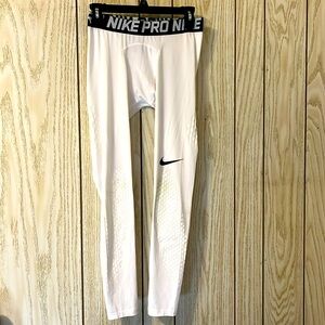 Nike Pro Dri-Fit Tight Fit size M compression leggings